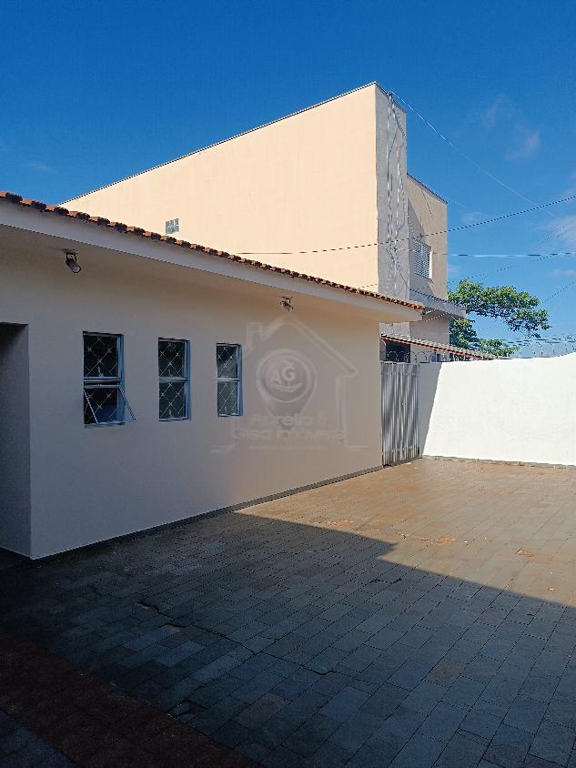 Casa, 3 quartos, 183 m² - Foto 1