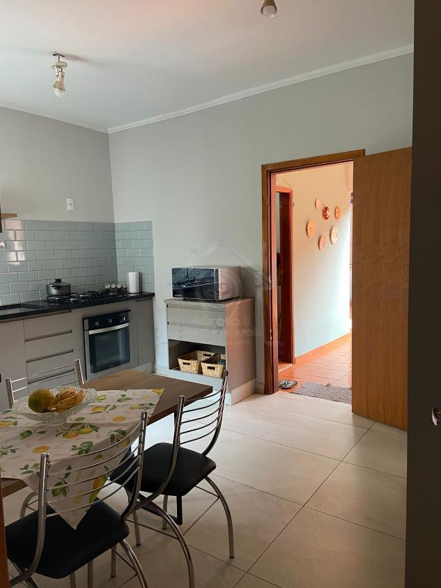 Casa, 3 quartos, 195 m² - Foto 2