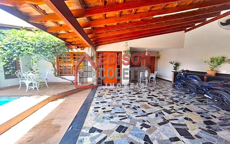 Casa, 3 quartos, 245 m² - Foto 8
