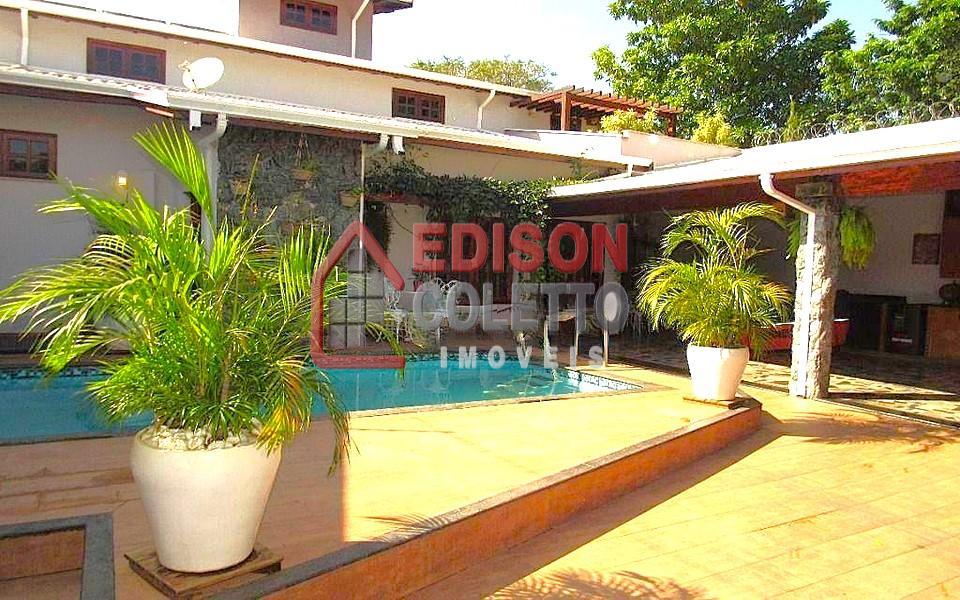 Casa, 3 quartos, 245 m² - Foto 3