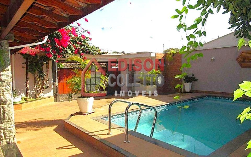 Casa, 3 quartos, 245 m² - Foto 4