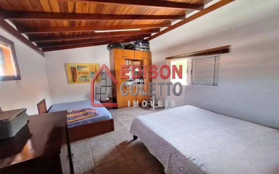 Casa, 3 quartos, 245 m² - Foto 35
