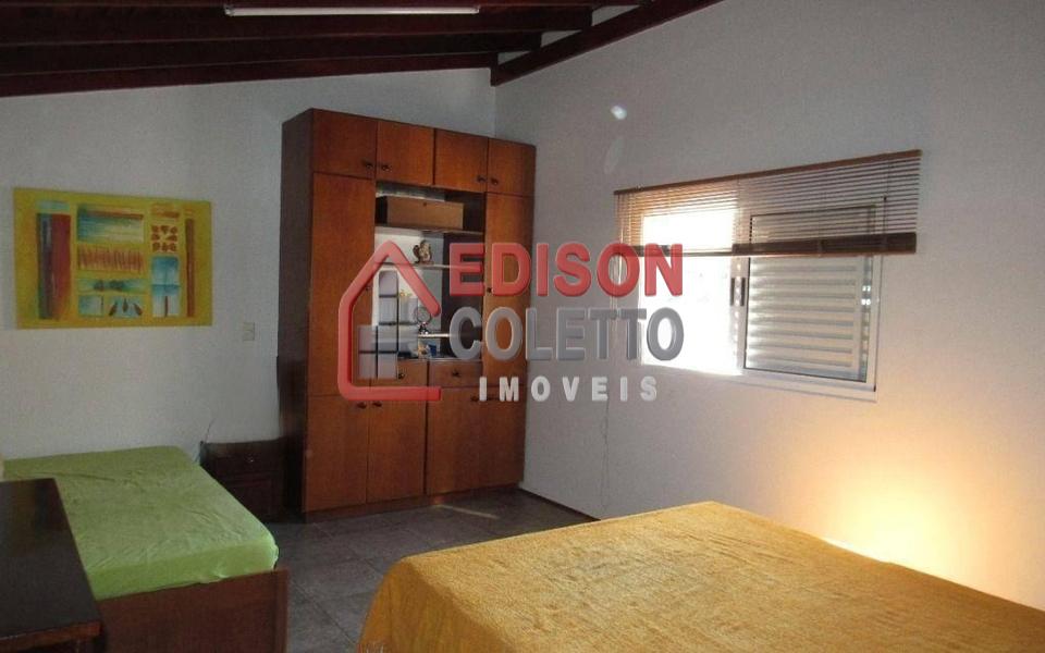 Casa, 3 quartos, 245 m² - Foto 36