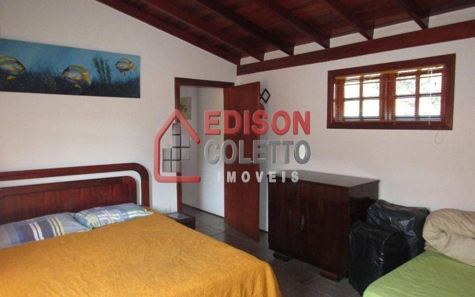 Casa, 3 quartos, 245 m² - Foto 37