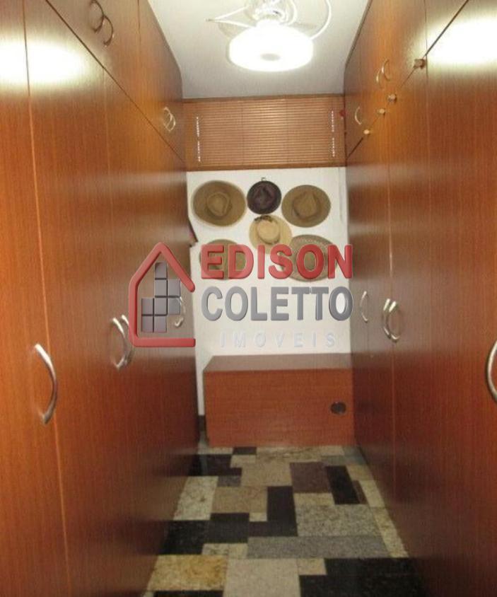 Casa, 3 quartos, 245 m² - Foto 26