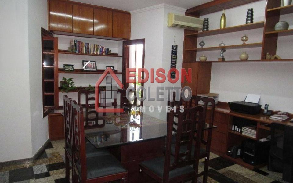 Casa, 3 quartos, 245 m² - Foto 43