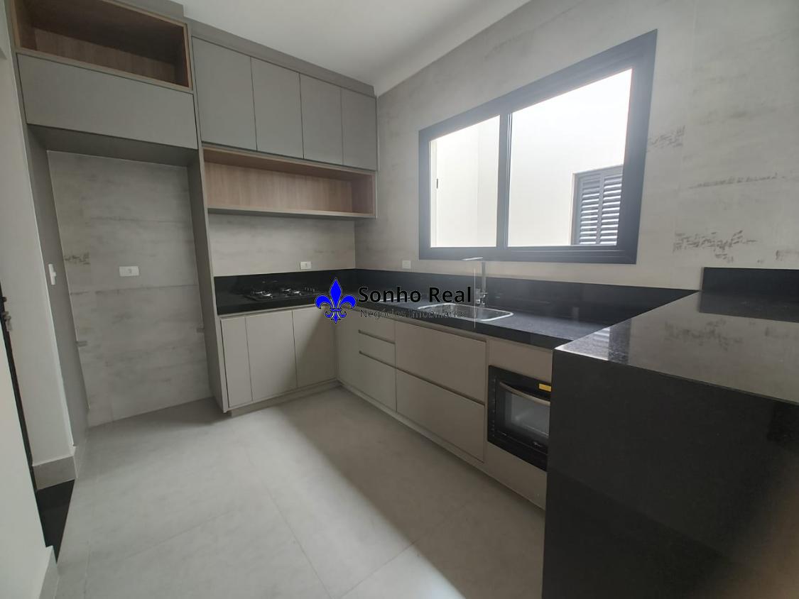 Casa, 3 quartos, 196 m² - Foto 2
