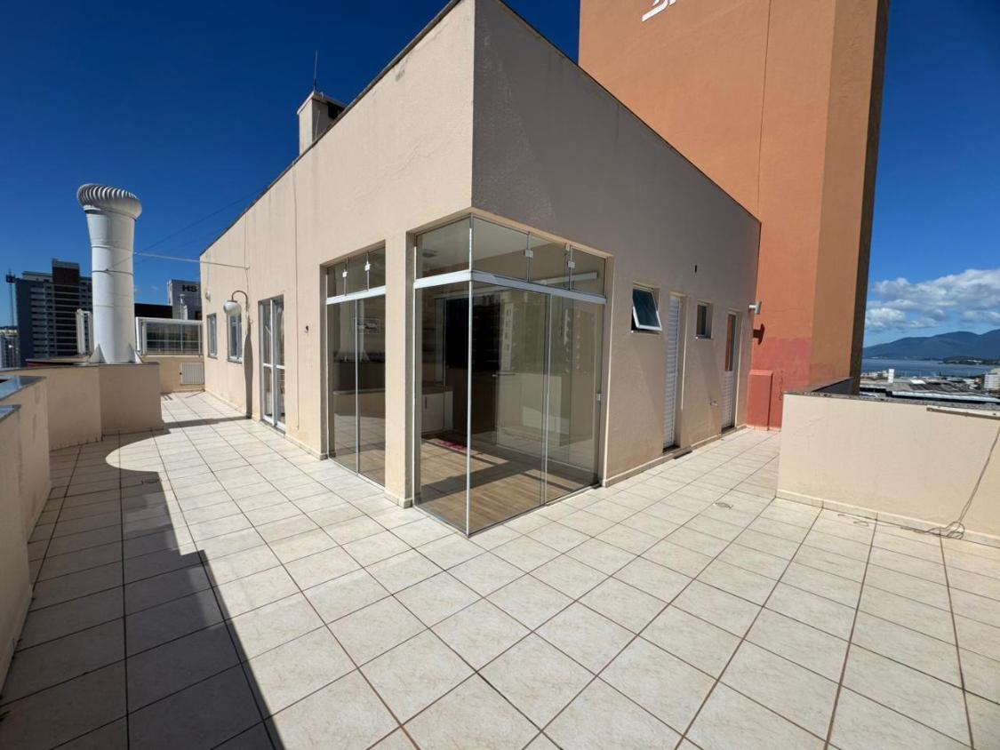 Cobertura, 3 quartos, 226 m² - Foto 9