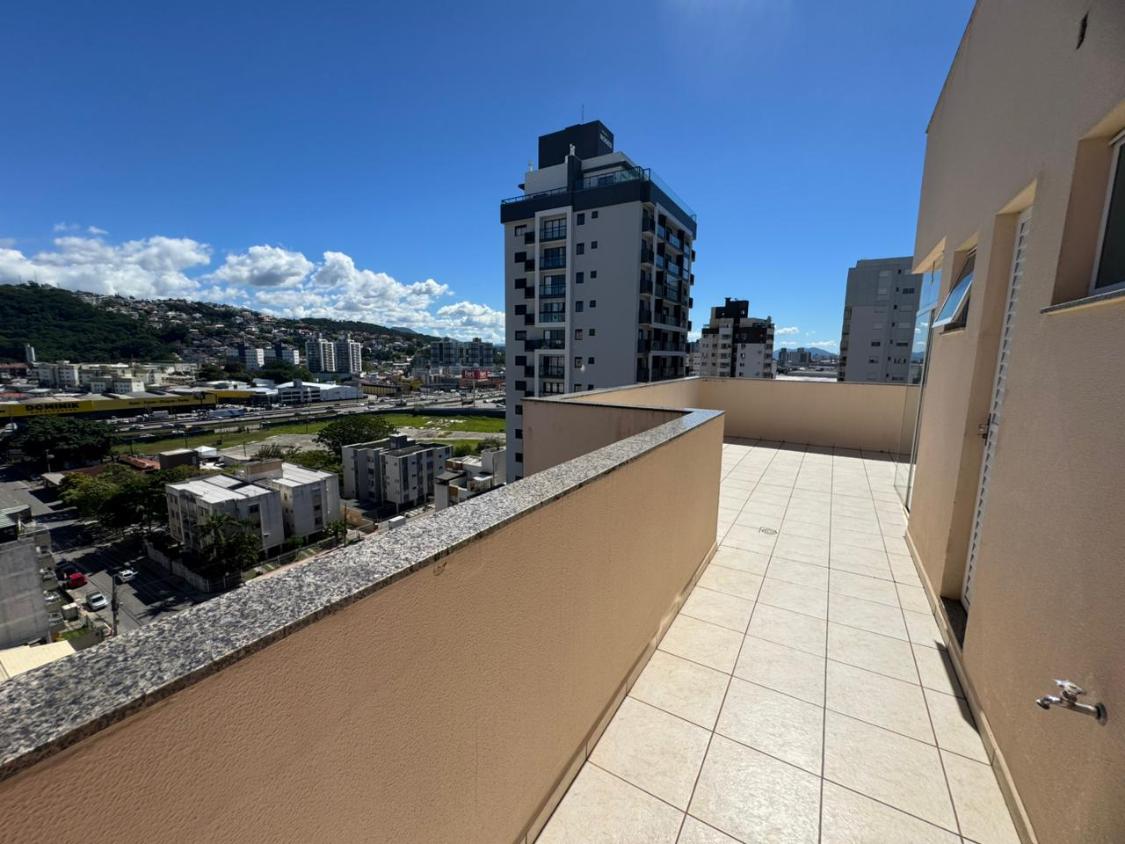 Cobertura, 3 quartos, 226 m² - Foto 12
