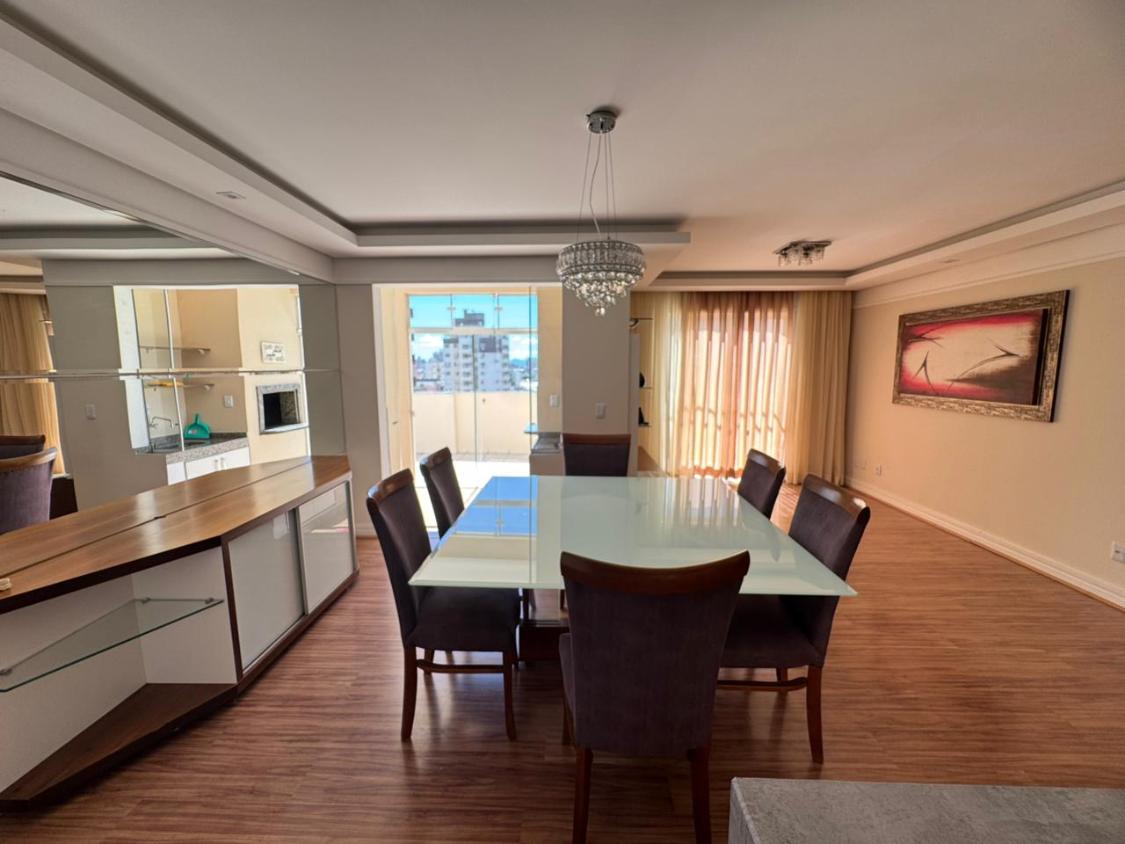 Cobertura, 3 quartos, 226 m² - Foto 6