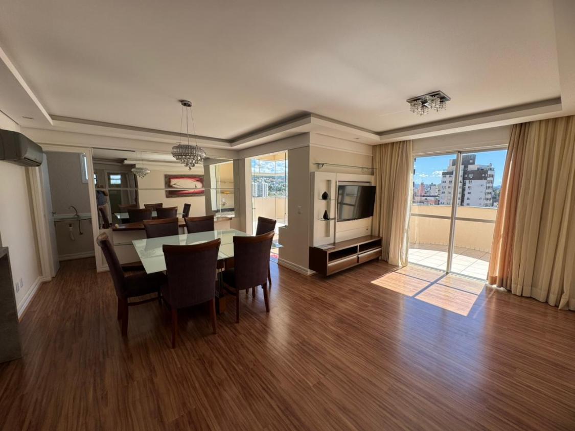 Cobertura, 3 quartos, 226 m² - Foto 3