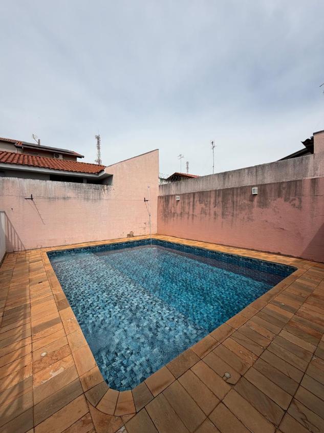 Casa, 2 quartos, 145 m² - Foto 1