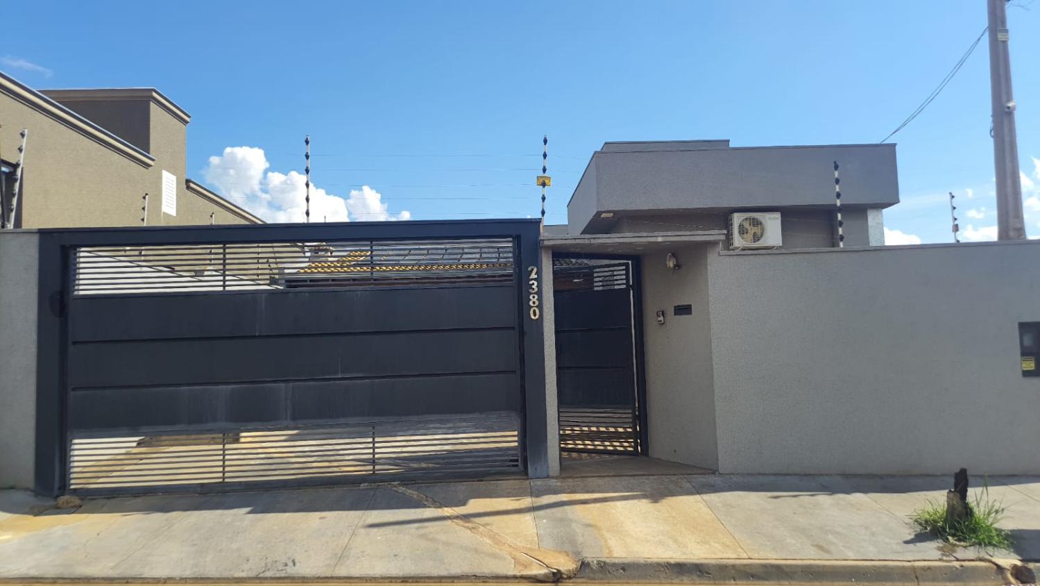 Casa, 3 quartos, 147 m² - Foto 1