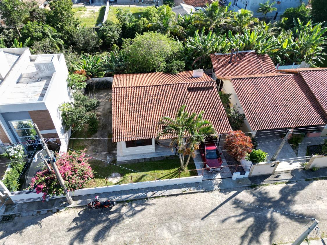 Casa, 4 quartos, 306 m² - Foto 1