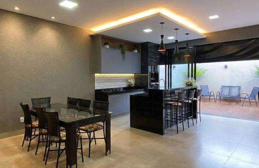 Casa, 3 quartos, 168 m² - Foto 1