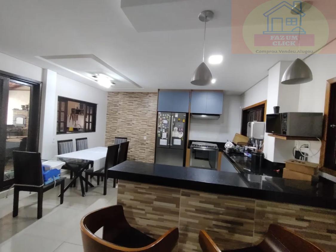 Sobrado, 5 quartos, 351 m² - Foto 3