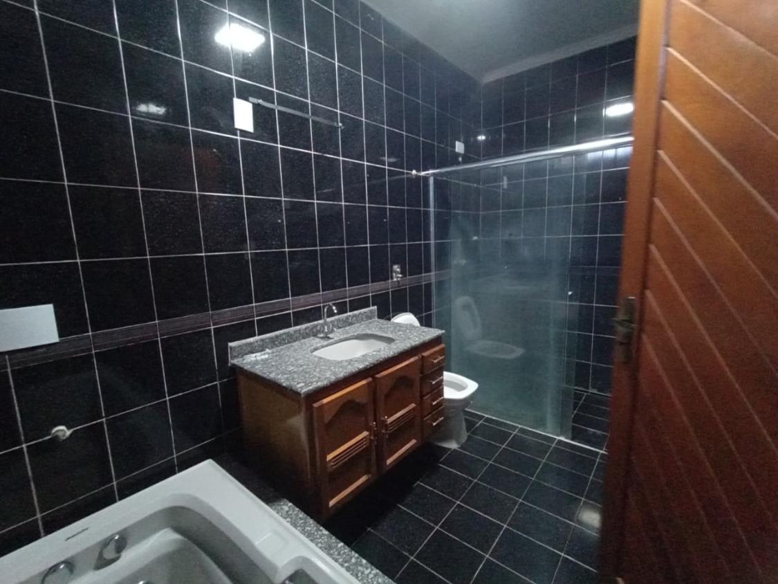 Casa, 3 quartos, 276 m² - Foto 32