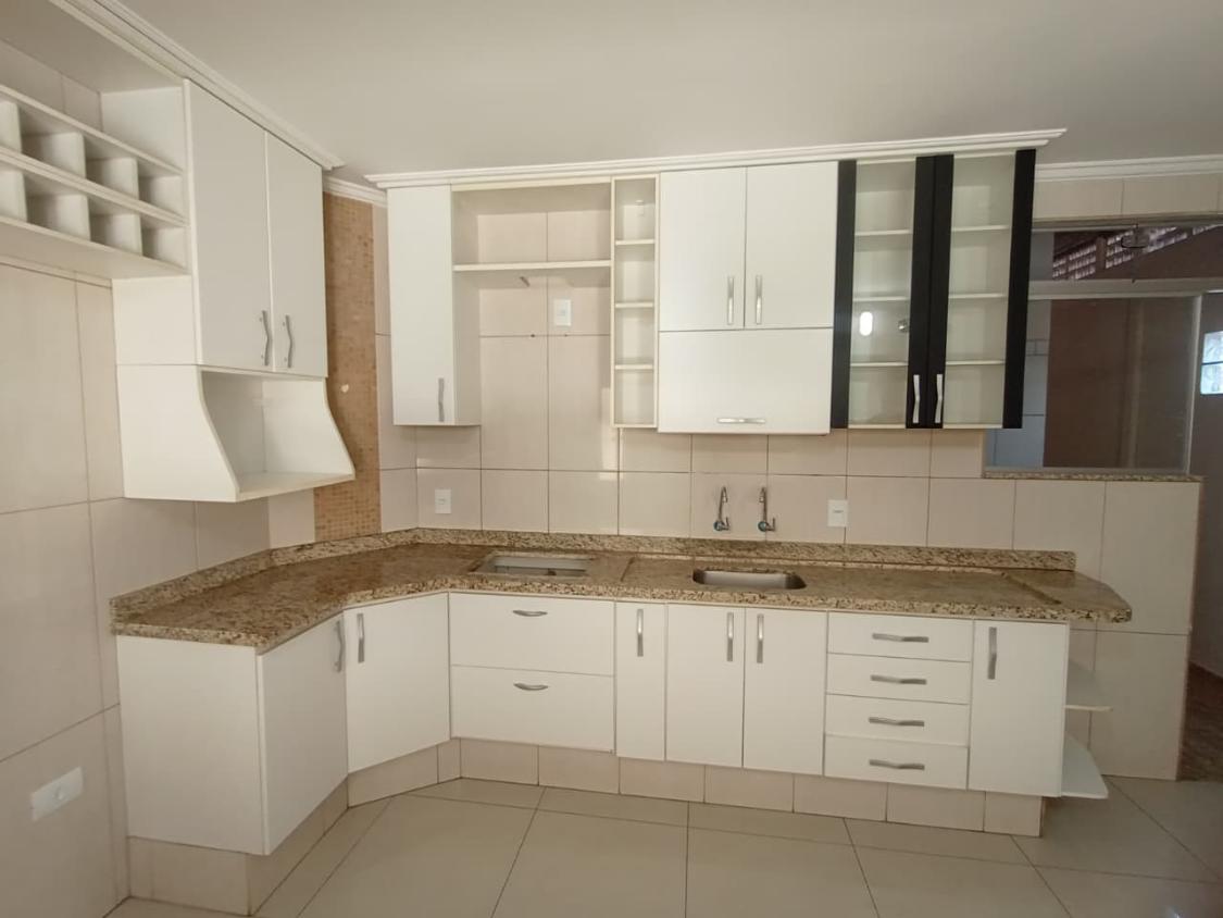 Casa, 3 quartos, 276 m² - Foto 35