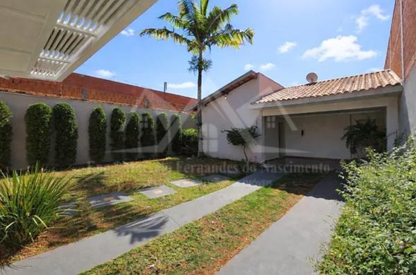 Casa, 4 quartos, 147 m² - Foto 2