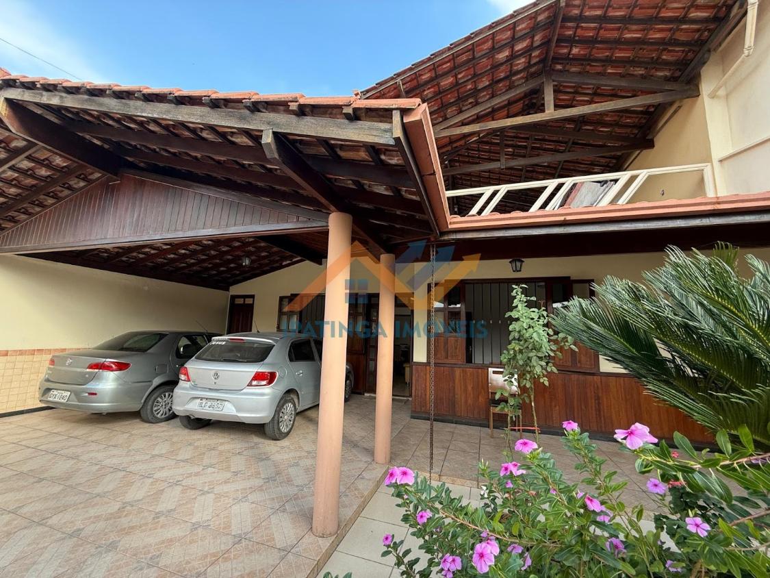 Casa à venda em Amaro Lanari, Coronel Fabriciano | 4 dorms