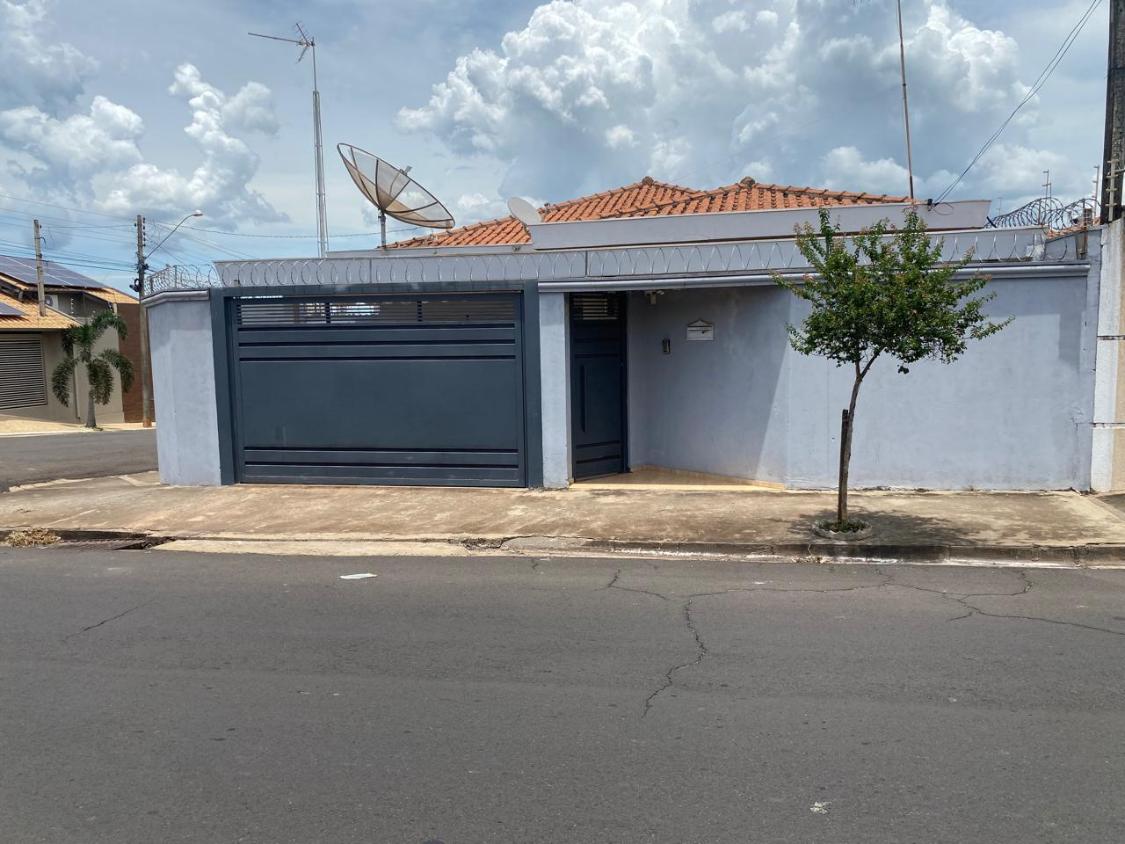 Casa, 3 quartos - Foto 1