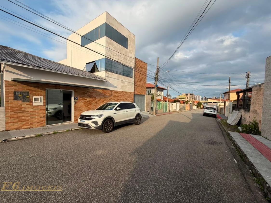 Prédio Inteiro, 180 m² - Foto 1