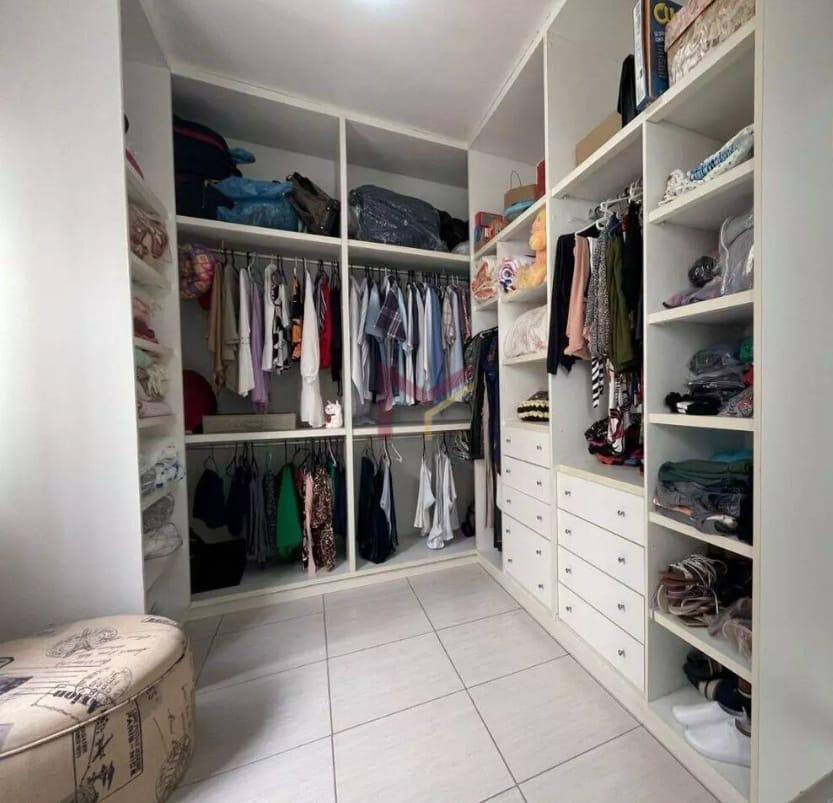 Casa, 3 quartos, 238 m² - Foto 23