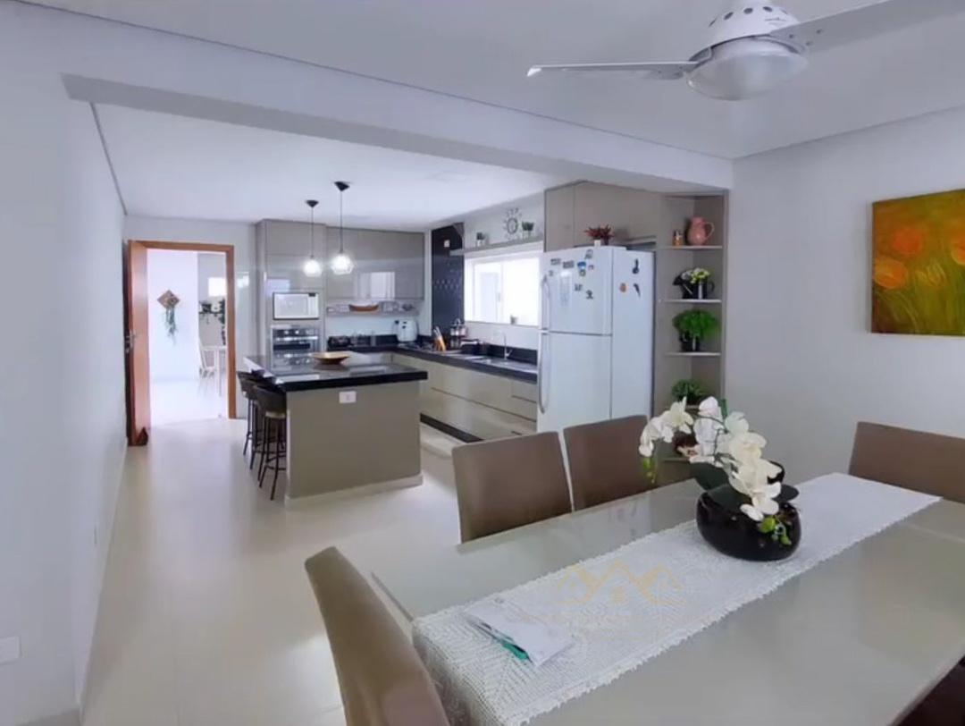 Casa, 3 quartos, 235 m² - Foto 16