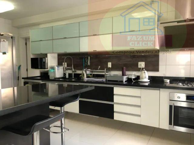 Apartamento, 3 quartos, 213 m² - Foto 2