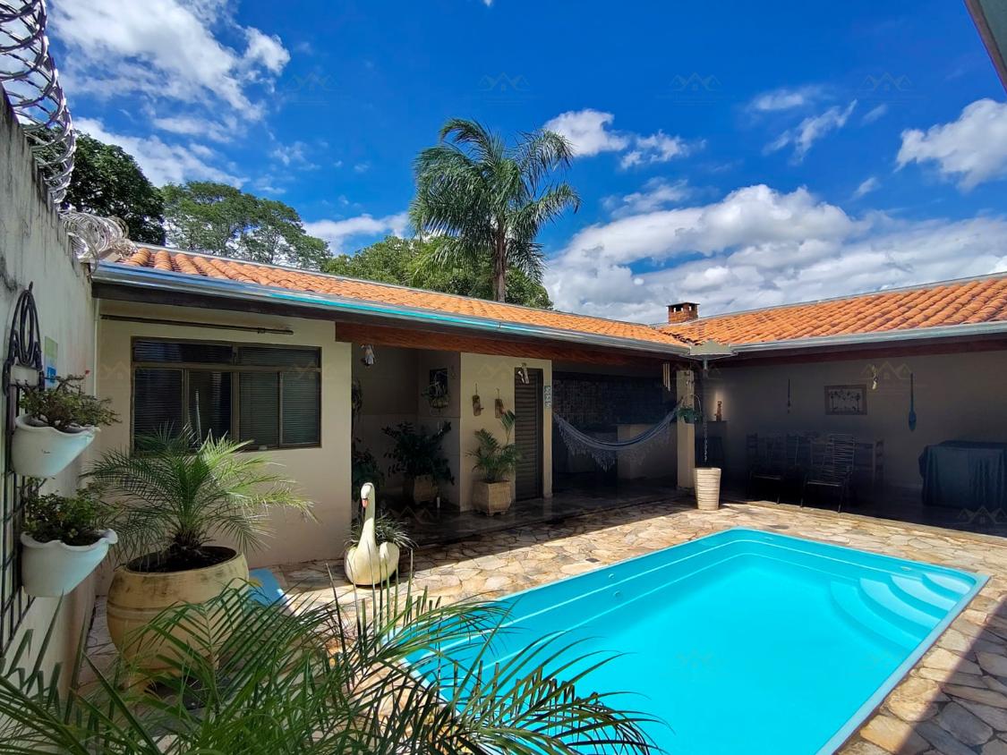 Chácara, 3 quartos, 1700 m² - Foto 2