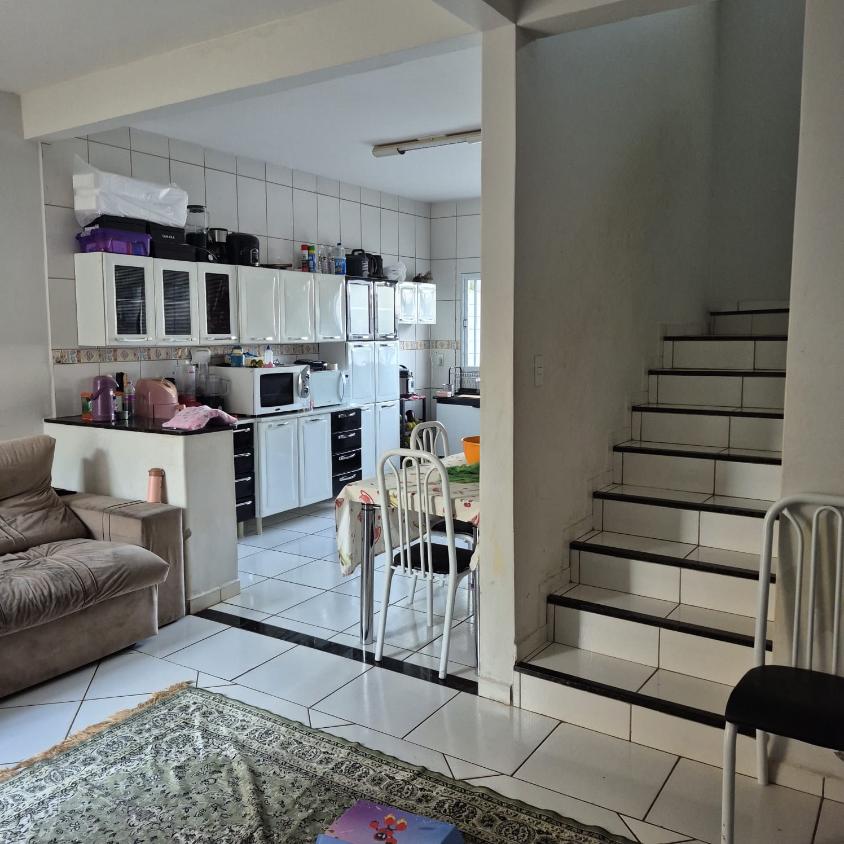 Casa, 3 quartos, 169 m² - Foto 2