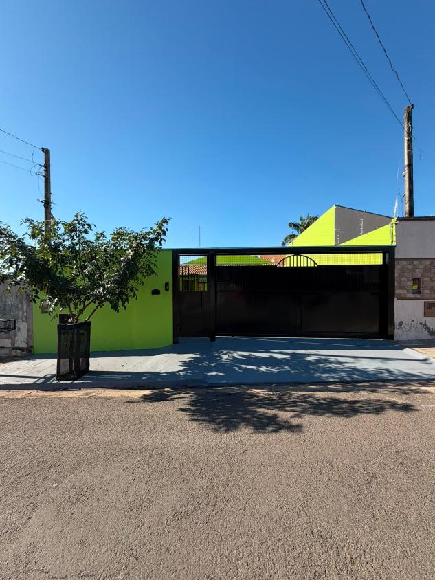 Casa, 3 quartos, 190 m² - Foto 1
