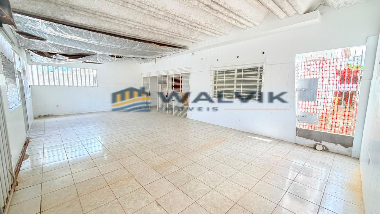 Casa, 3 quartos, 200 m² - Foto 4