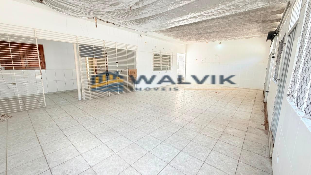 Casa, 3 quartos, 200 m² - Foto 2