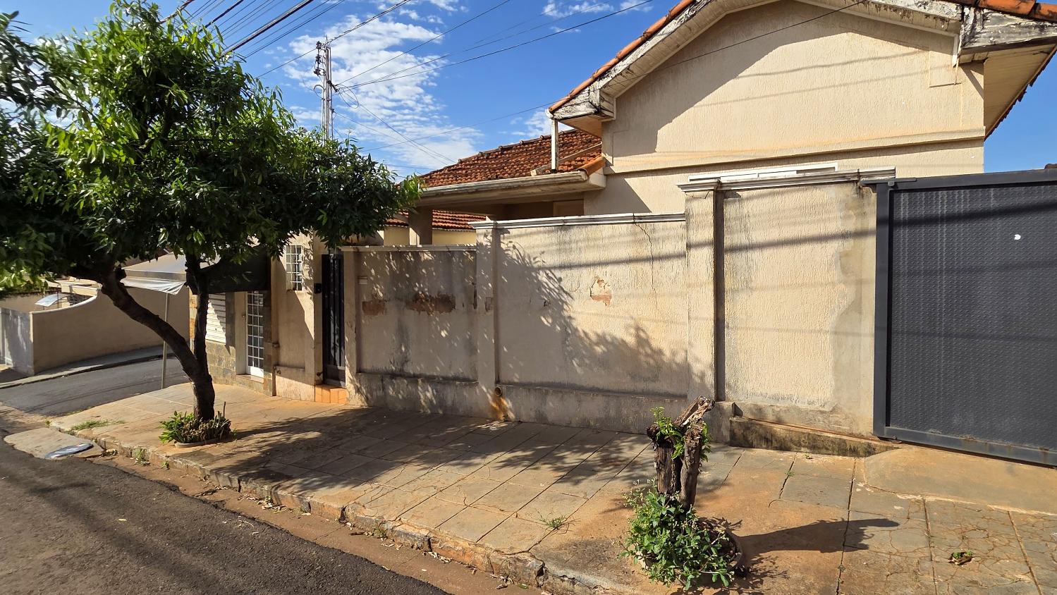 Casa, 3 quartos, 178 m² - Foto 2