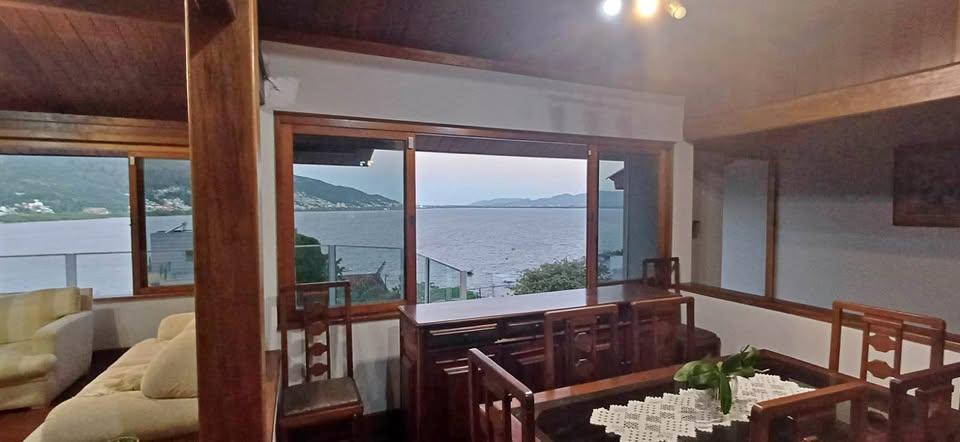 Casa, 4 quartos, 312 m² - Foto 1