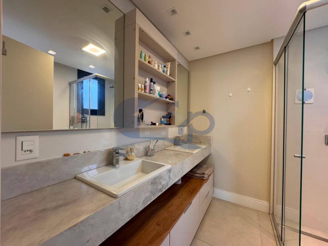Apartamento, 4 quartos, 215 m² - Foto 24