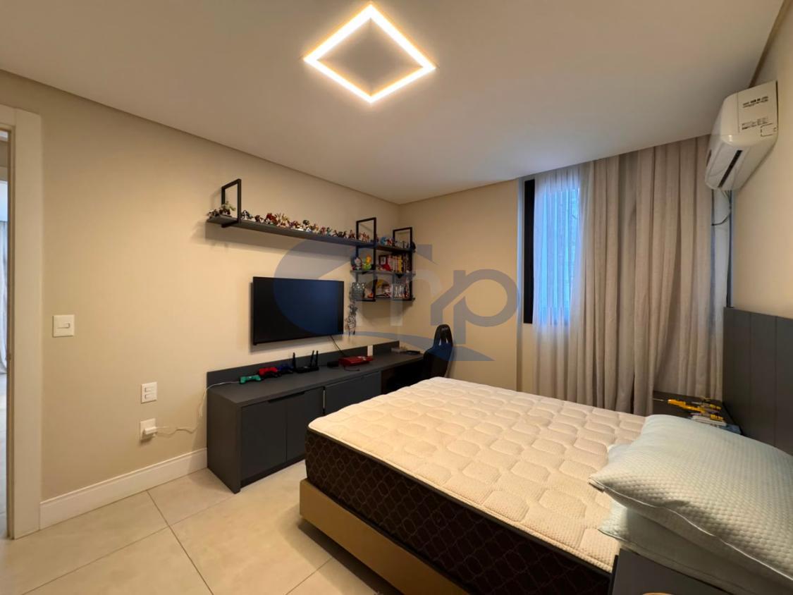 Apartamento, 4 quartos, 215 m² - Foto 33