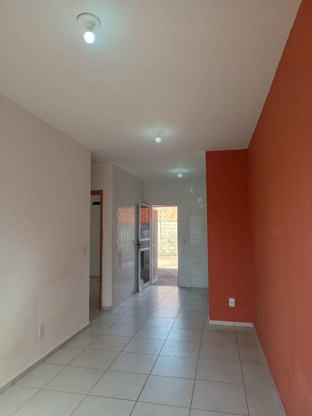 Casa, 2 quartos, 48 m² - Foto 1