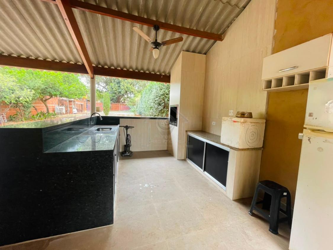 Sítio, 2 quartos, 500 m² - Foto 1
