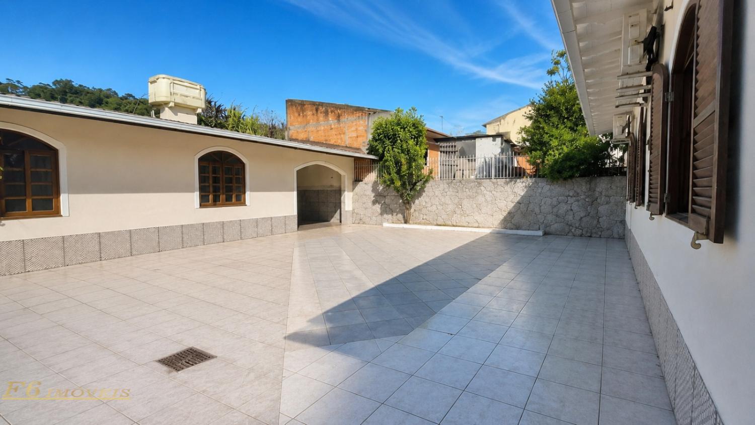 Casa, 3 quartos, 188 m² - Foto 3