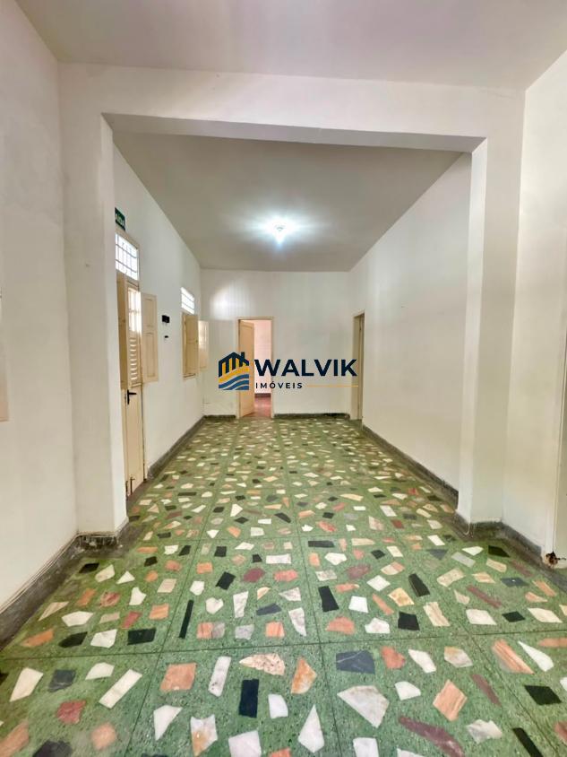 Casa, 5 quartos, 411 m² - Foto 1