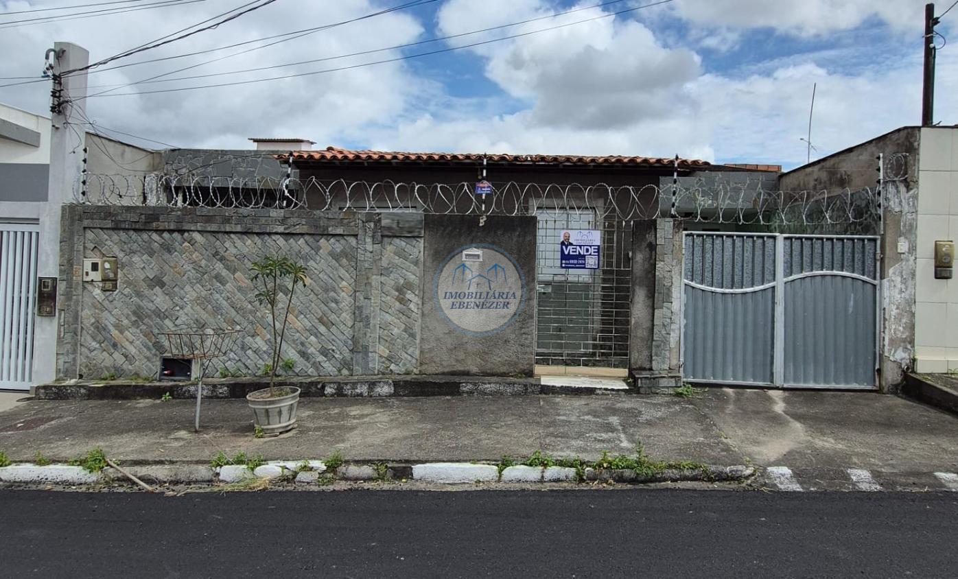 Casa, 2 quartos, 200 m² - Foto 1
