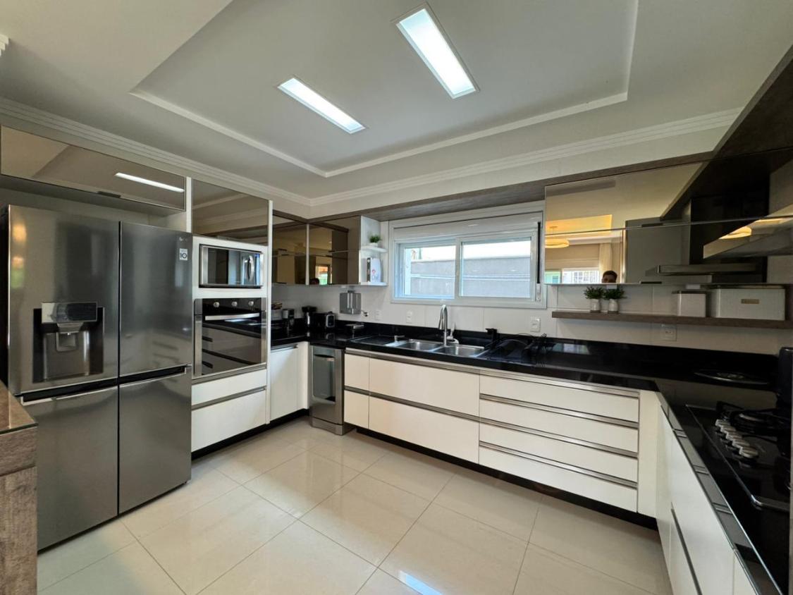 Casa, 4 quartos, 204 m² - Foto 6
