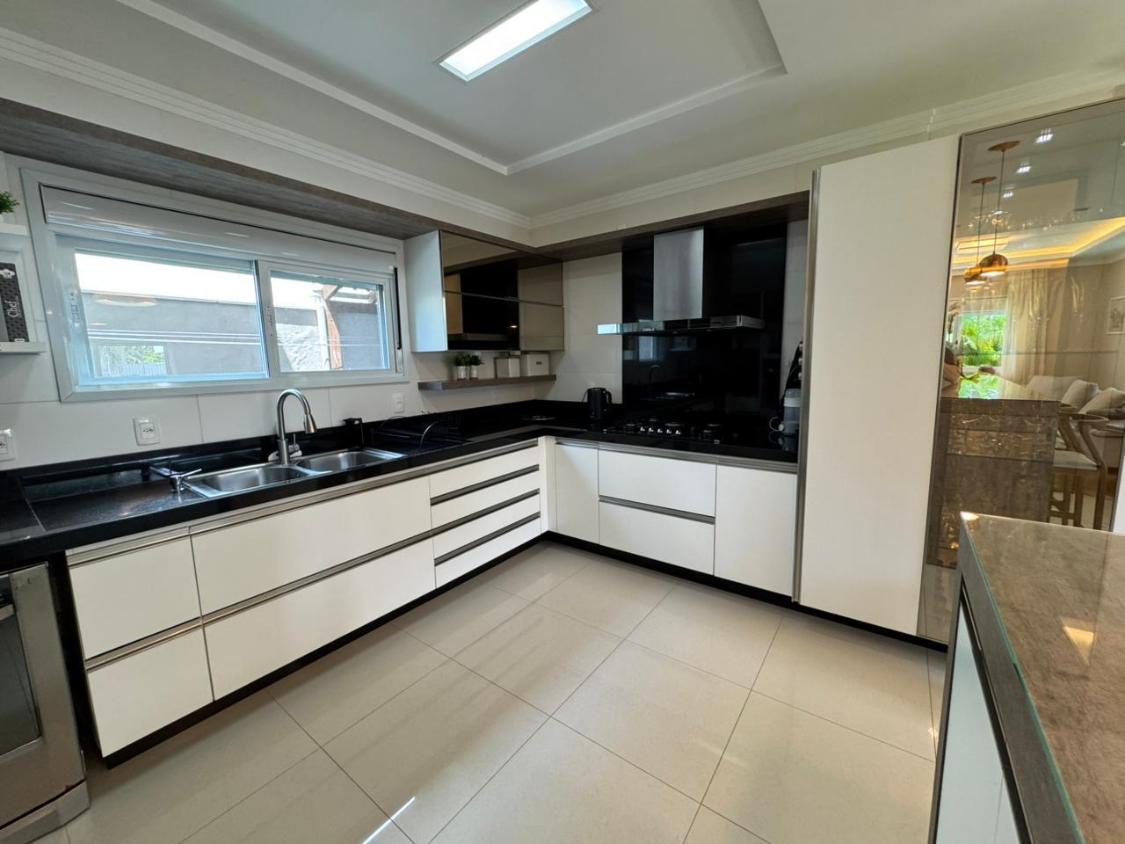 Casa, 4 quartos, 204 m² - Foto 8