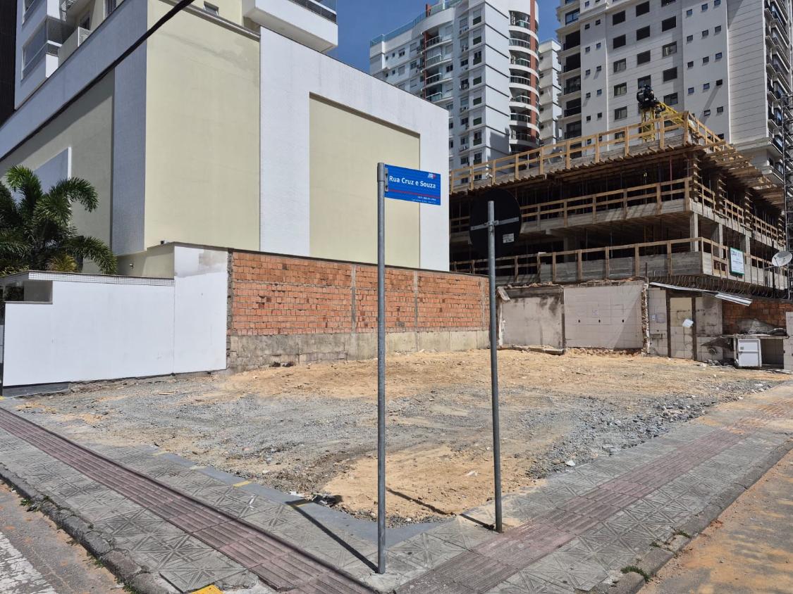 Loteamento e Condomínio, 263 m² - Foto 9