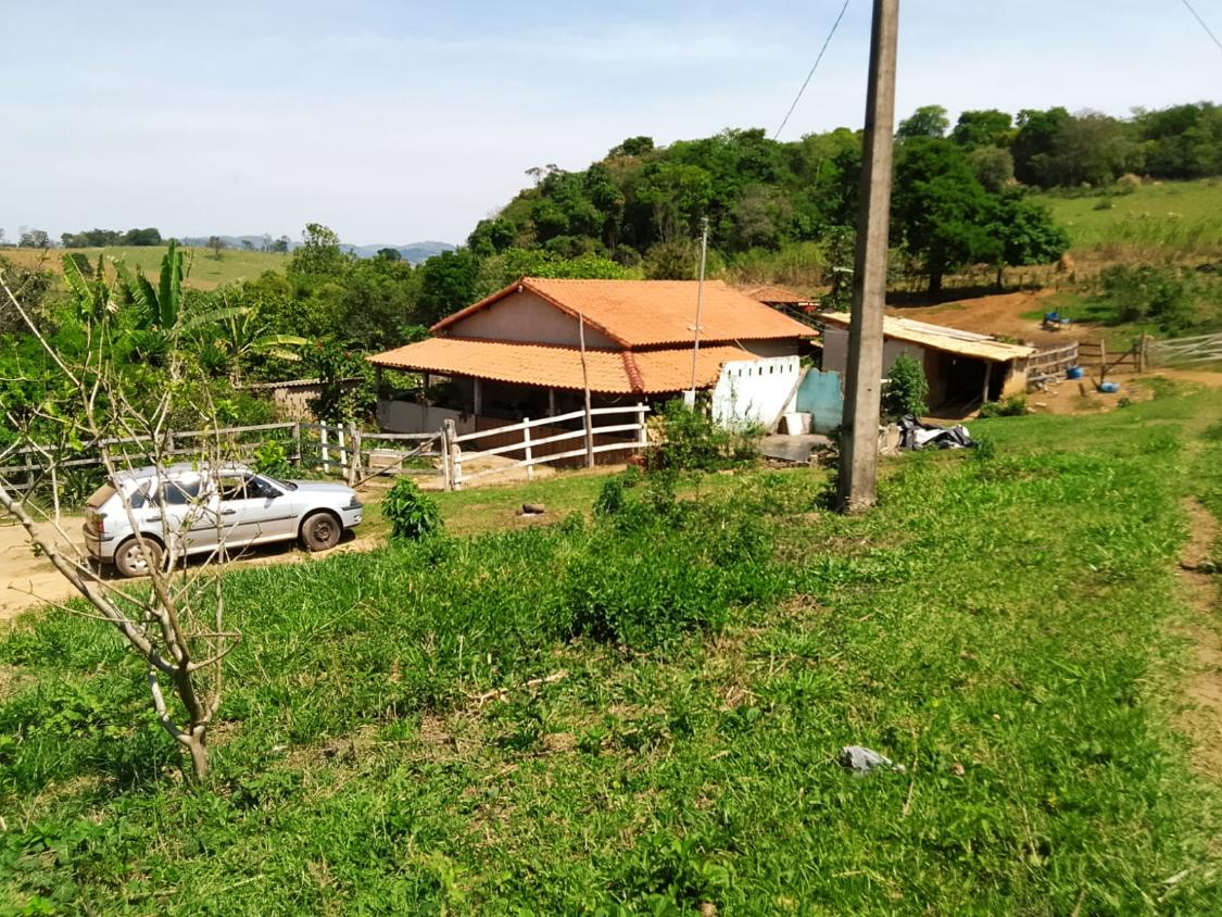 Terreno, 2300 m² - Foto 1