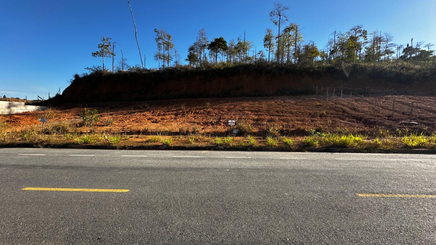 Terreno à Venda em Reserva do Lago